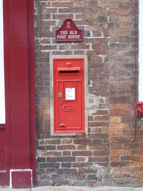 Ollerton Post Office postbox ref NG22 131