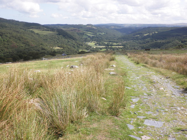 Track on the north side of Moel Siabod