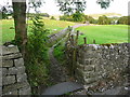 Entrance to footpath from mill to village