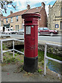 Edward VII Postbox, Thornton-le-Dale, Yorkshire