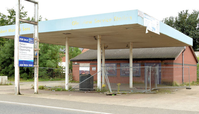 Former petrol station, Crumlin (August 2014)