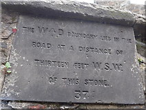 NS7993 : Boundary sign, Castle Wynd, Old Town, Stirling by Basher Eyre