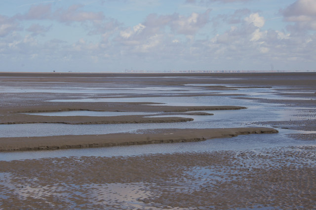 Birkdale Sands(beach), Sefton - area information, map, walks and more