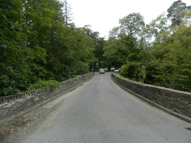 Road bridge across the Teifi, Henllan