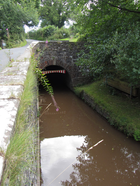 Monmouthshire & Brecon Canal: Ashford Tunnel