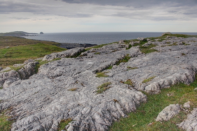 Outcrop of Durness Limestone © Mick Garratt :: Geograph Britain and Ireland