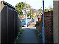 Footpath from The Close to Clarence Avenue