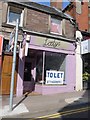 Shop to let, West High Street