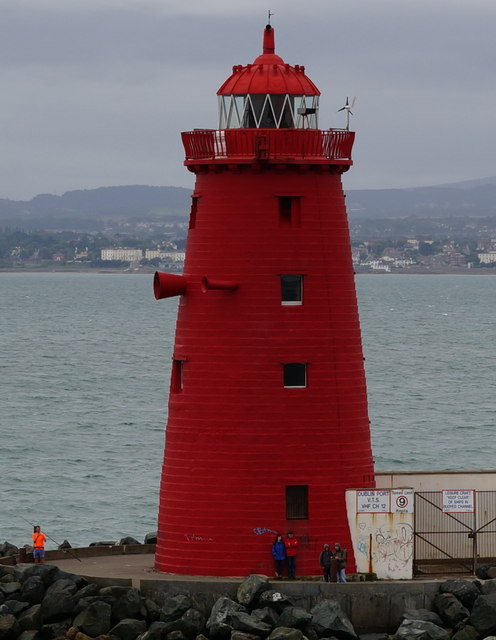 Poolbeg Lighthouse, Dublin Port Harbour Wall