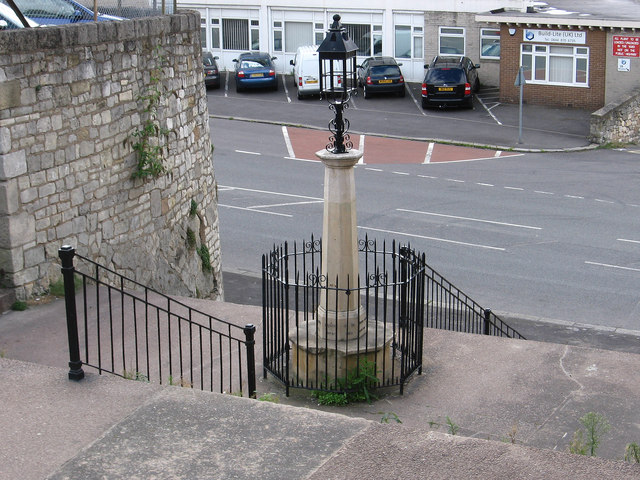 Maltby - Crossley Memorial