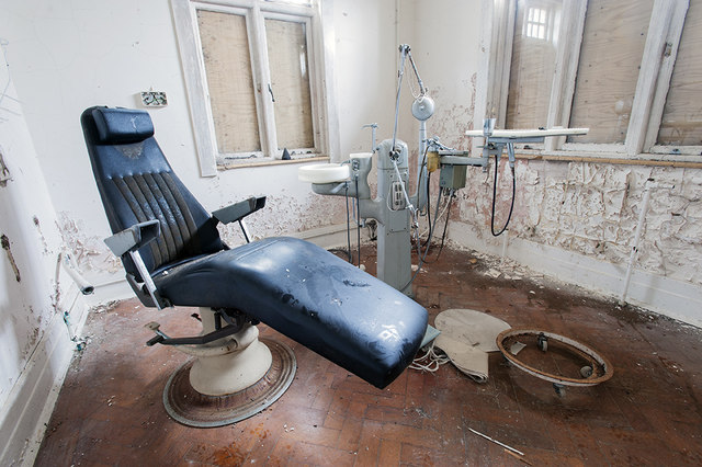 Abandoned dentist surgery, Langdon Hospital