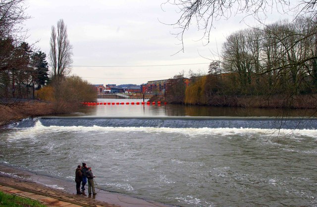 Weir on the River Severn, Worcester