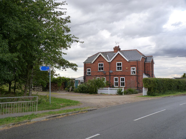 Station Cottages, Fledborough