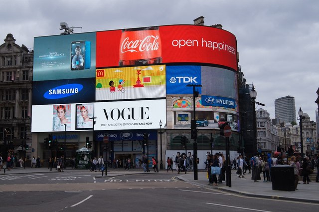 The 21C version - Piccadilly Circus