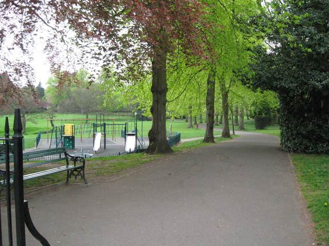 Way in to the park - Bournville, Birmingham