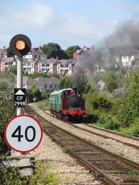 Barry Tourist Railway Gareth James cc by sa 2.0 Geograph