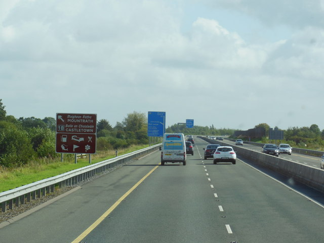 The M7 / E20 towards junction 18 © Ian S cc-by-sa/2.0 :: Geograph Ireland