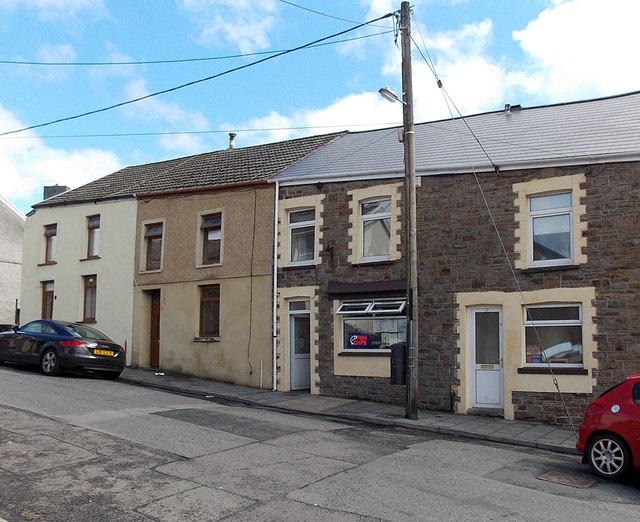 Waun Bant Fish Bar in Pontycymer