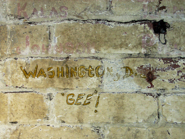 WW2 USAAF graffiti
