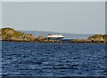 NR4245 : The MV Finlaggan approaches Islay by Becky Williamson