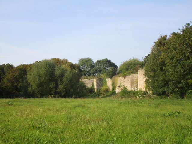 Castle walls, Thornbury