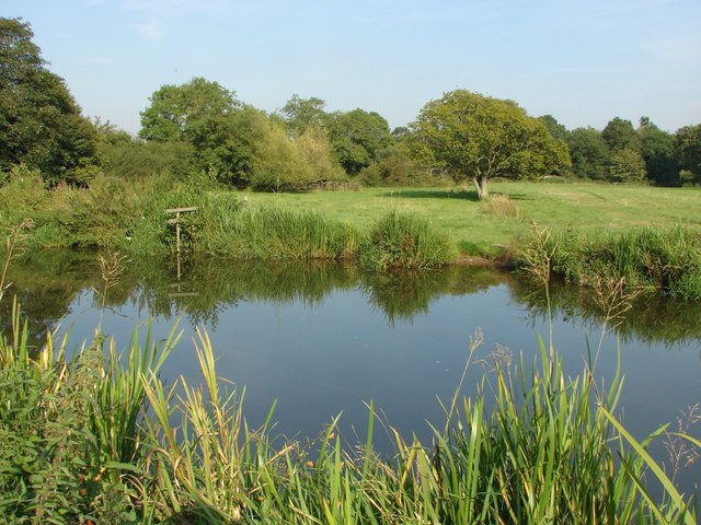 River Wey Navigation © Alan Hunt :: Geograph Britain and Ireland