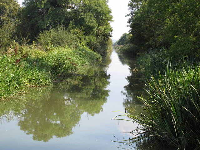 Aylesbury Arm, Grand Union Canal, near Aston Clinton