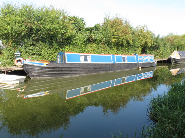 Narrowboat "Dart" of Severn Canal Carrying Co. at Bates Boatyard