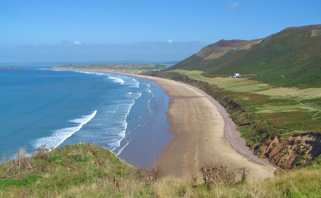 Rhossili Bay © Gordon Hatton cc-by-sa/2.0 :: Geograph Britain and Ireland