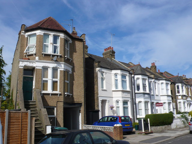 Houses in Crescent Rd