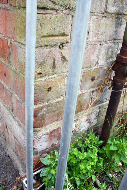 Benchmark on Earley Station
