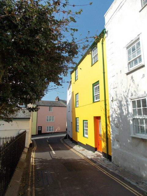 Lyme Regis: a frontage in yellow, orange and green
