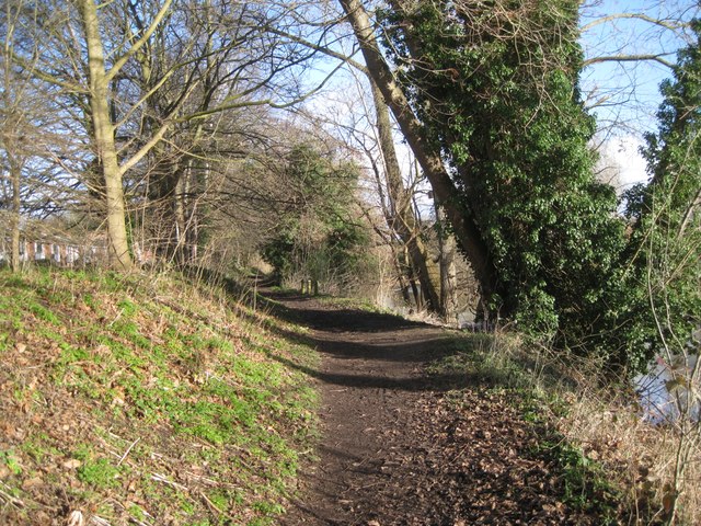 Riverside Walk rear of Mercia Way, Warwick