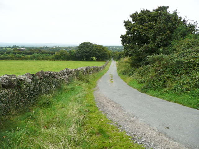 A bend on the lane over the hill, west of Windgap