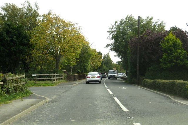 Carr Lane into Hambleton