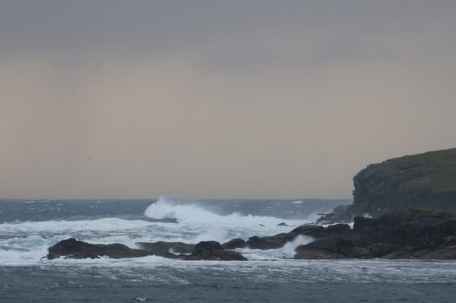 Waves on the Westing holms © Mike Pennington cc-by-sa/2.0 :: Geograph ...