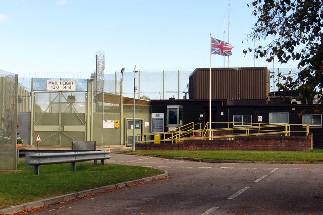 huntercombe prison visit days