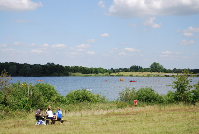 Alton Water © N Chadwick cc-by-sa/2.0 :: Geograph Britain and Ireland