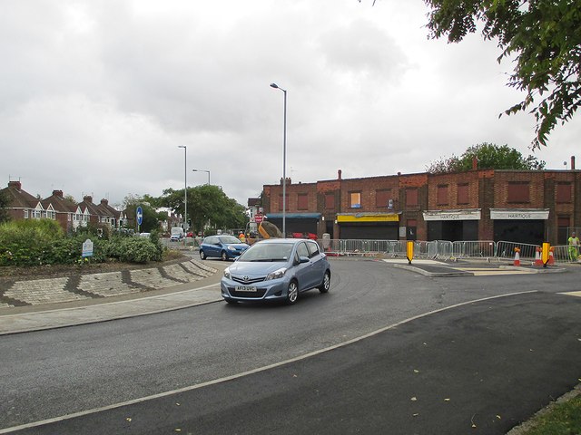 Perne Road: reconfigured roundabout
