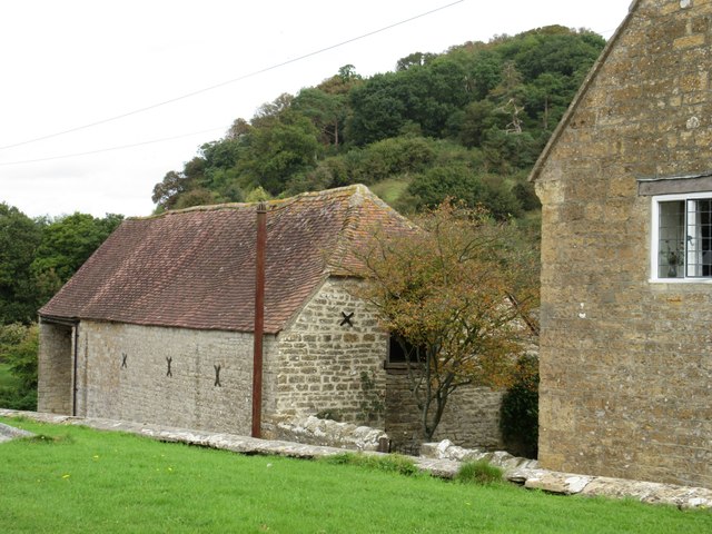 Parsonage Farm barn - Sutton Montis