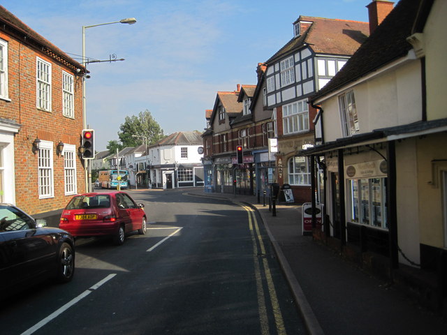 Twyford High Street © Nigel Thompson cc-by-sa/2.0 :: Geograph Britain ...