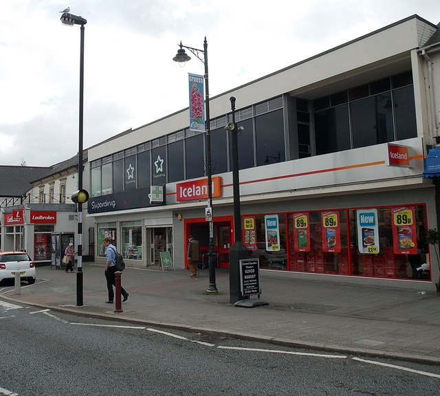 Iceland, Caerphilly © Jaggery cc-by-sa/2.0 :: Geograph Britain and Ireland