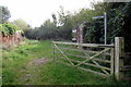 Footpath towards Pasture Farm