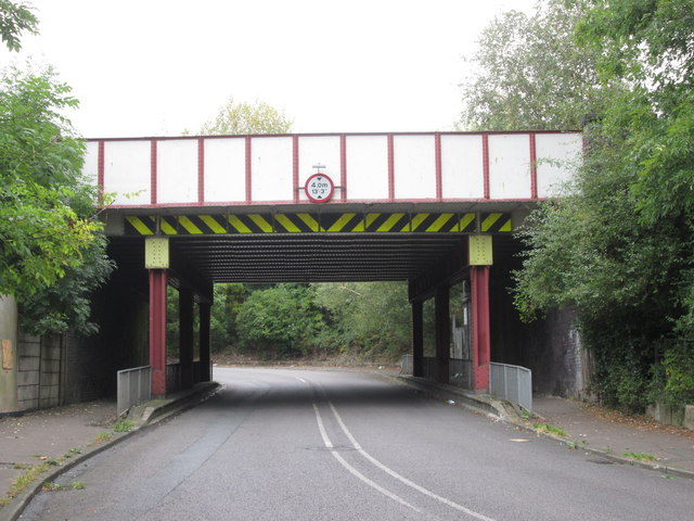 Railway bridge over Ten Acres Lane