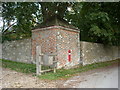 Corner pavilion with Victorian letterbox, Draycot Farmhouse, Draycot Foliat