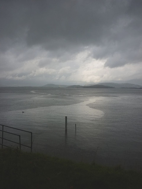 A gloomy day in the Kent estuary