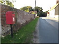 TL7546 : Clare Road & Chilton Street Postbox by Geographer
