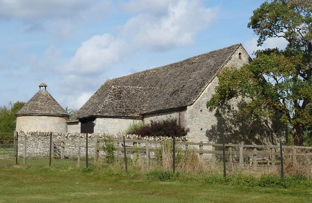 Minster Lovell - Barn and Dovecote