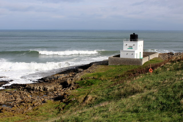 The Lighthouse on Blackrocks Point (2)