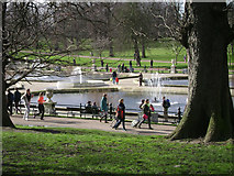 TQ2680 : Fountains, Italian Gardens, Kensington Gardens by Robin Stott